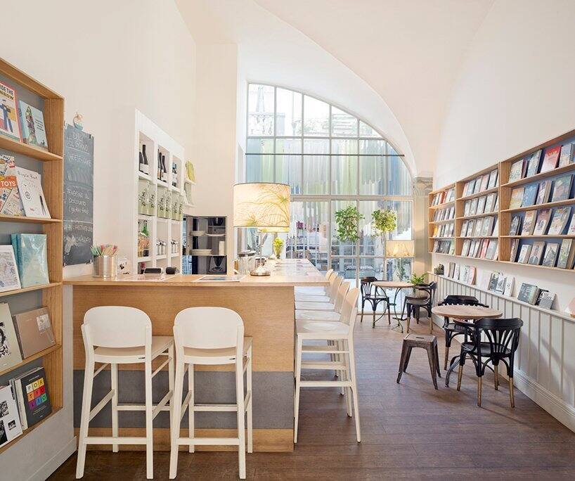 书店+咖啡厅空间设计效果图：佛罗伦萨的brac