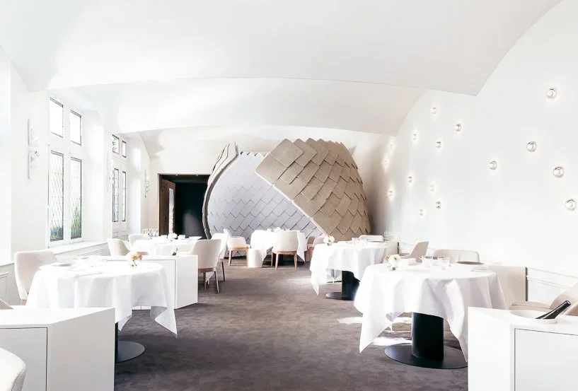十大餐饮策划公司分享法国科尔马尔酒店的米其林西餐厅设计案例