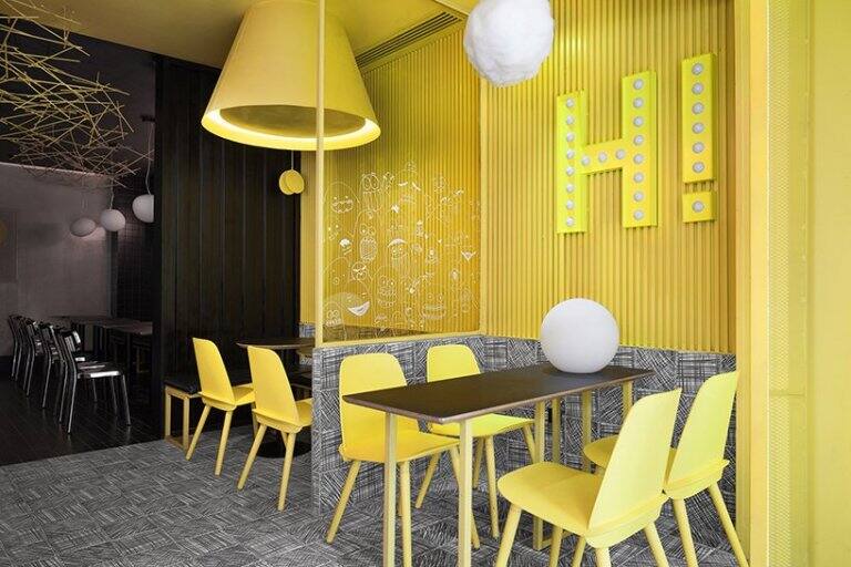 黄色童年涂鸦主题茶饮店设计：佛山“hi-pop”