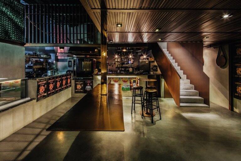 工业风格中餐厅空间设计：深圳le poulet